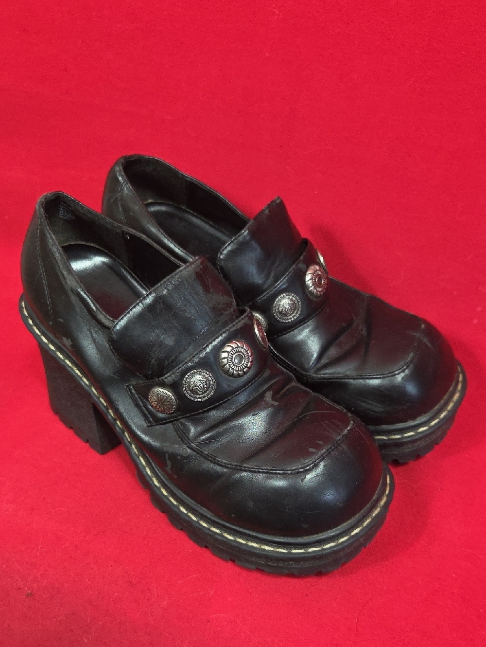 Y2K VINTAGE NO BOUNDARIES Chunky Heel Loafers Black Womens Size 8.5